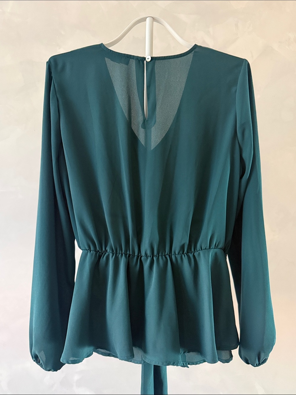 F21+ Flowy Tie Front Top | 1X - Picture 6 of 7
